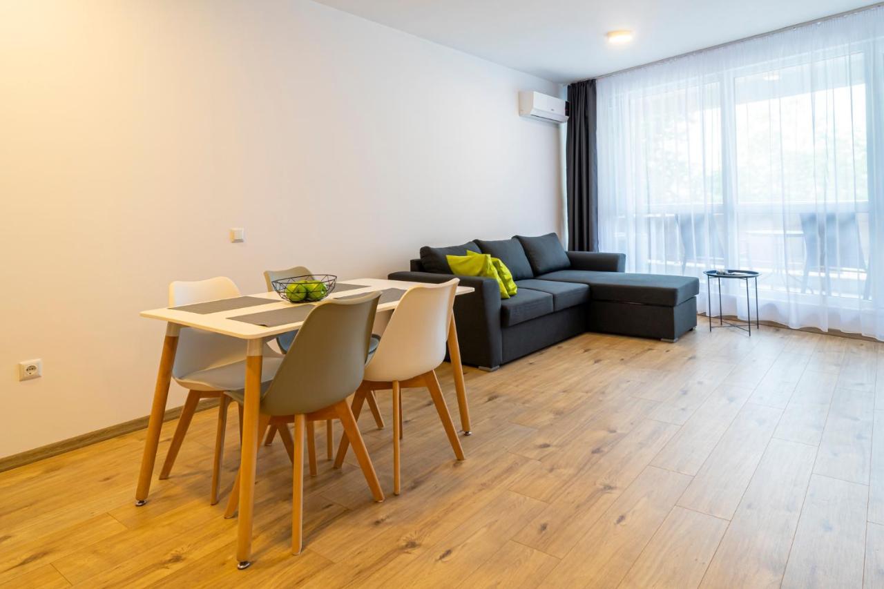 Aparthotel Primorsko Apartment 2*
